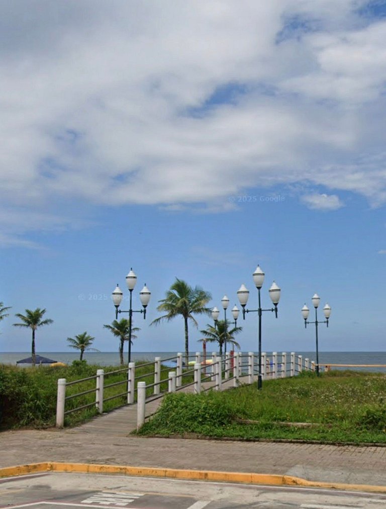 203 - Flamingo Centro Guaratuba - Pé na areia